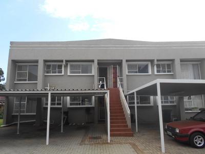 Townhouse For Sale in Greenhills, Randfontein
