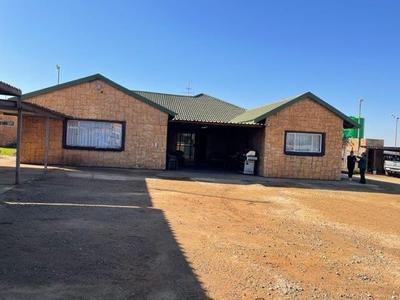 House For Sale in Randfontein South, Randfontein