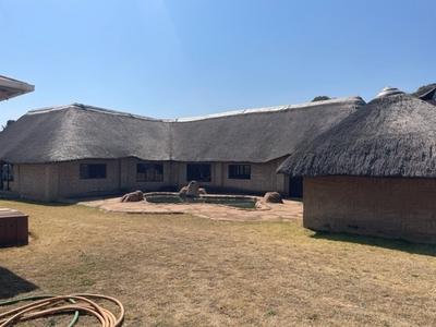 House For Sale in Loumarina Ah, Randfontein