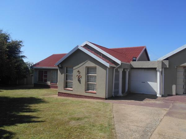 Property For Sale in Finsbury, Randfontein