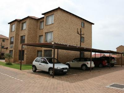 Apartment / Flat For Sale in Greenhills Ext 3, Greenhills, Randfontein