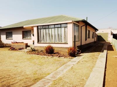 House For Rent in Homelake, Randfontein