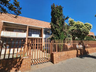 Apartment / Flat For Sale in Randfontein Central, Randfontein