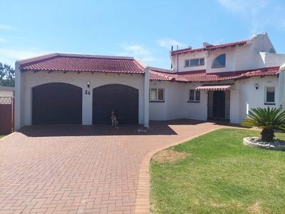 House For Sale in Robin Park, Randfontein