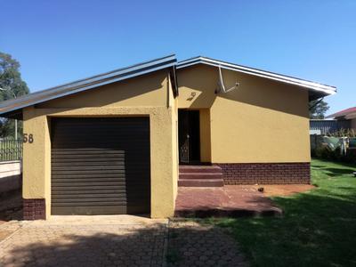 House For Sale in Kocksoord, Randfontein